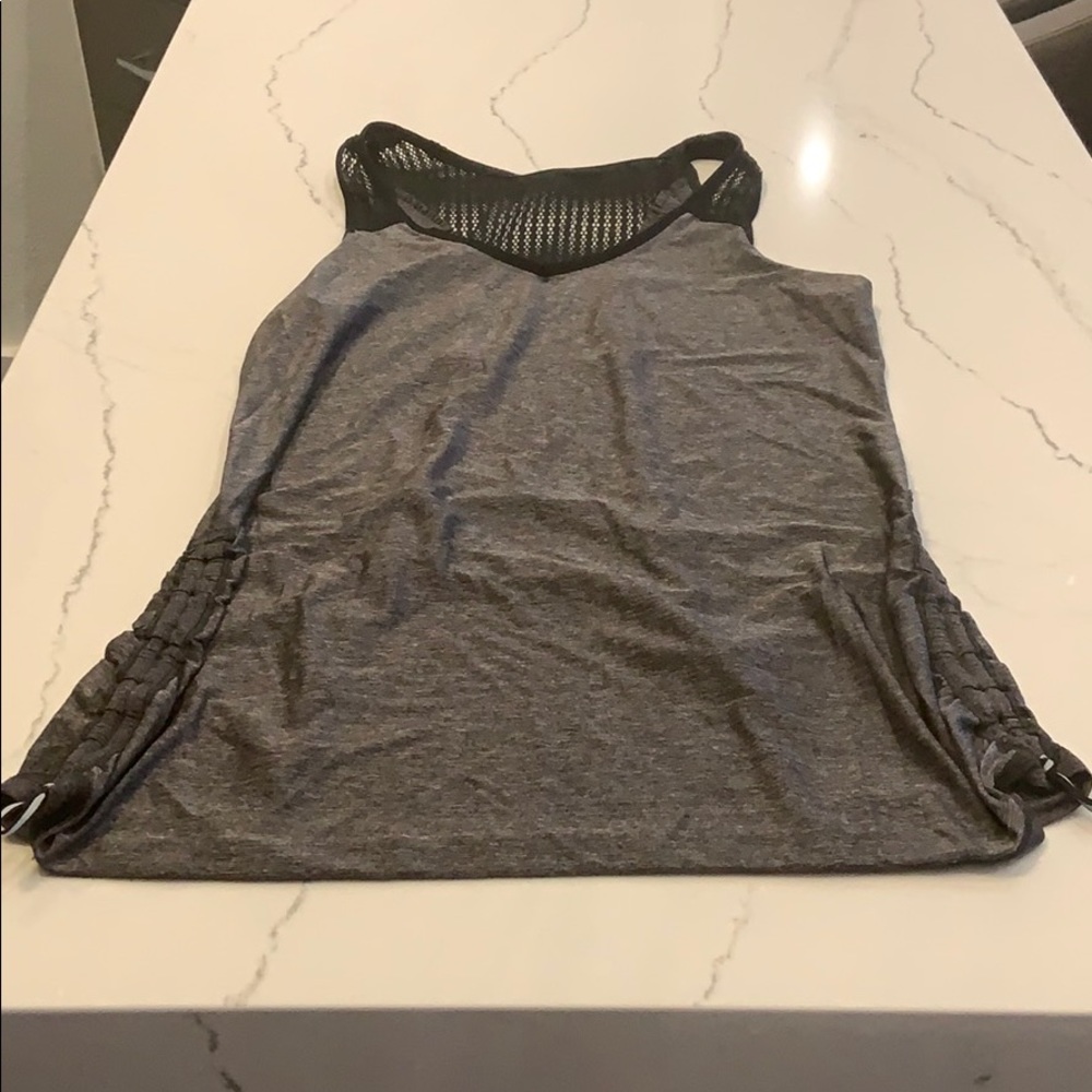 lulu lemon black and gray tank